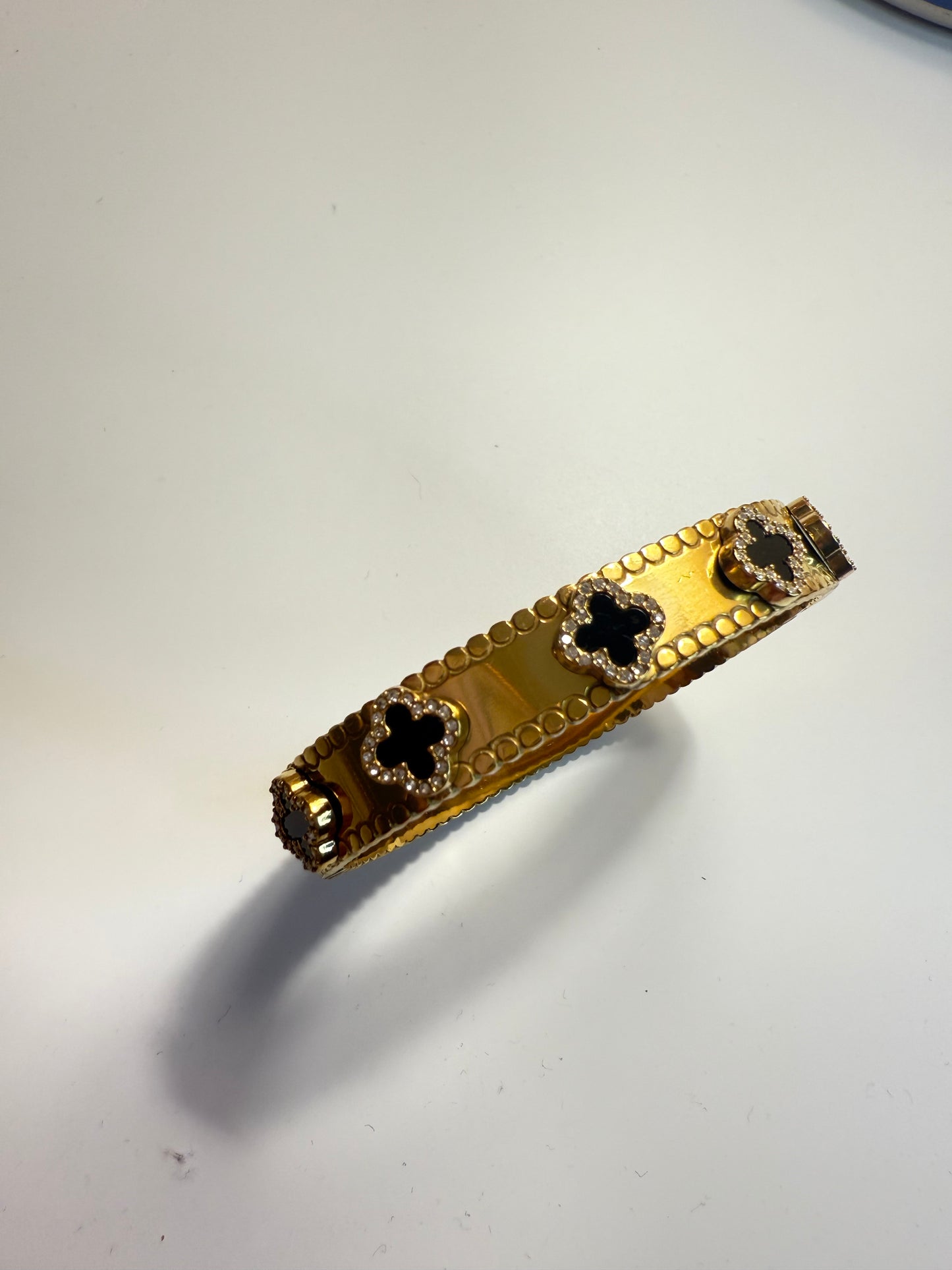 Black Clover Elegance Bangle