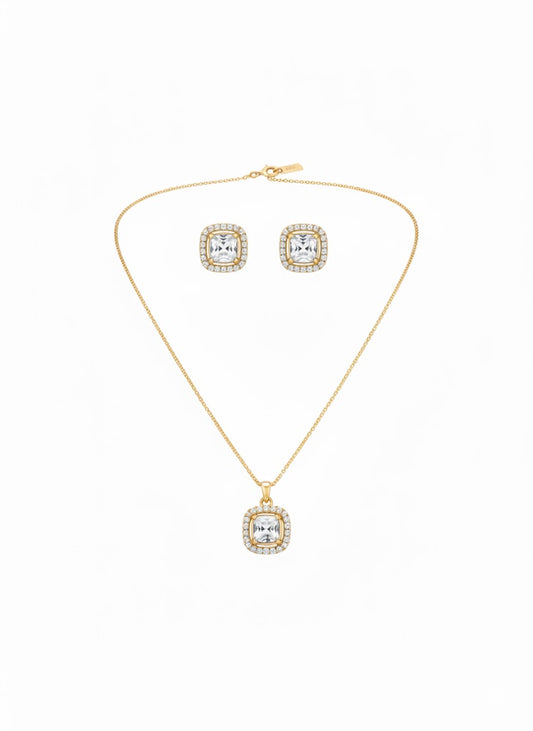 Moissanite pendant set